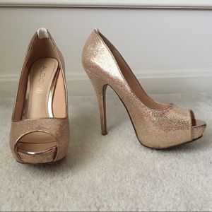 Aldo gold sparkly heels